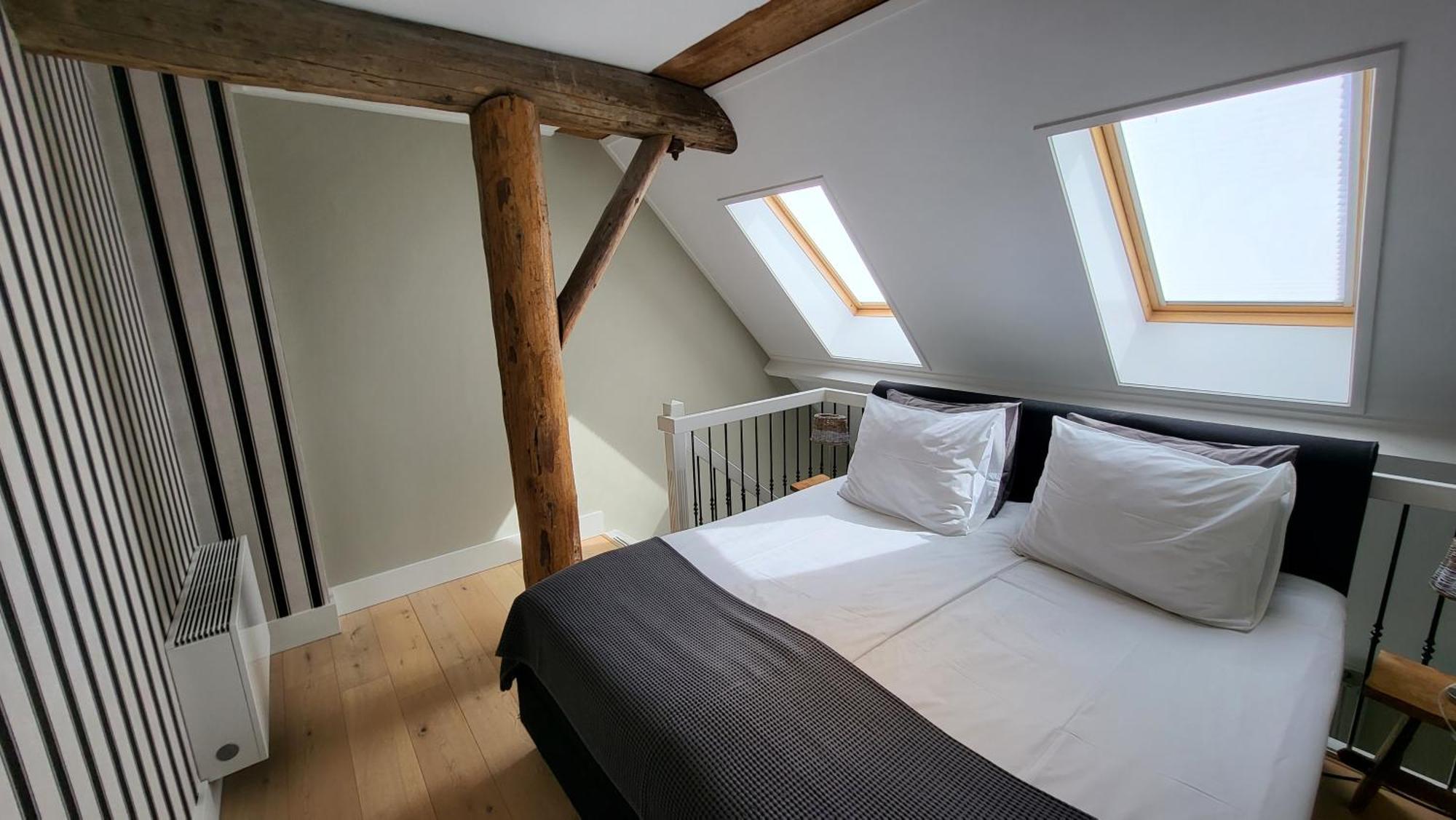 The Barnyard Bed and Breakfast Balinge Exteriör bild